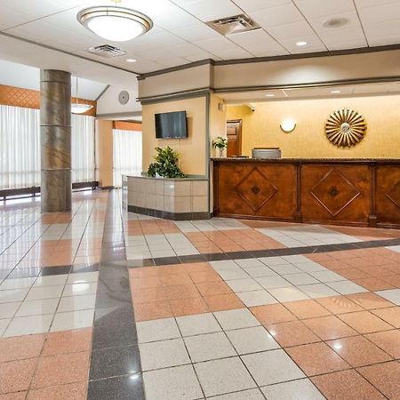 Kaiser Hotel ブリッジトン エクステリア 写真